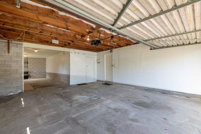 Photo of property in 1/2 Purchas Road, Hauraki, Auckland, 0622