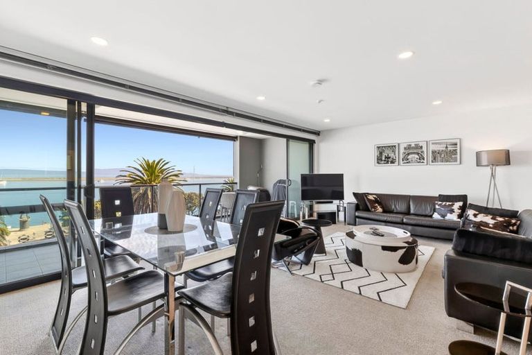 Photo of property in Waterfront Apartments, 11/309 Wakefield Quay, Stepneyville, Nelson, 7010