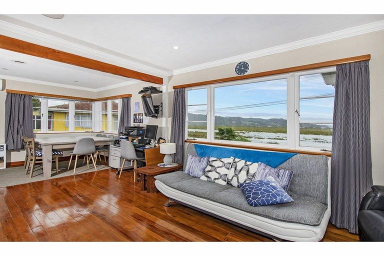 Photo of property in 25 Whangarei Heads Road, Onerahi, Whangarei, 0110