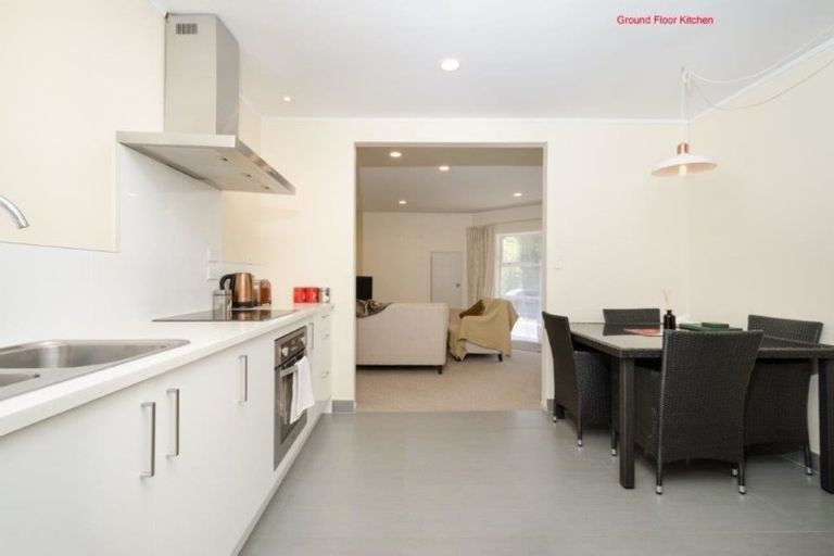 Photo of property in 37a Penzance Road, Mairangi Bay, Auckland, 0630
