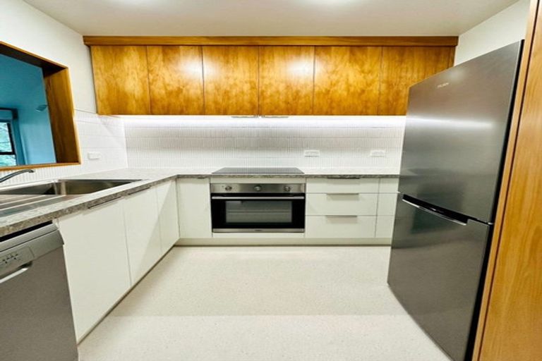 Photo of property in 6 Gill Road, Lowry Bay, Lower Hutt, 5013