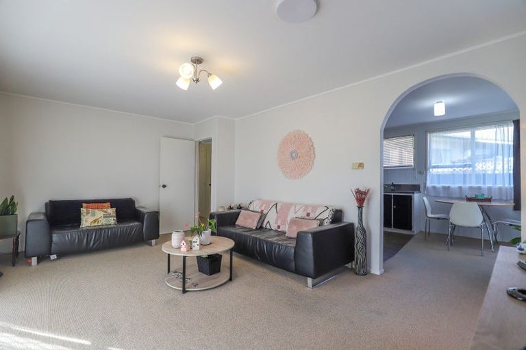 Photo of property in 32 Mahana Road, Ngatea, 3503