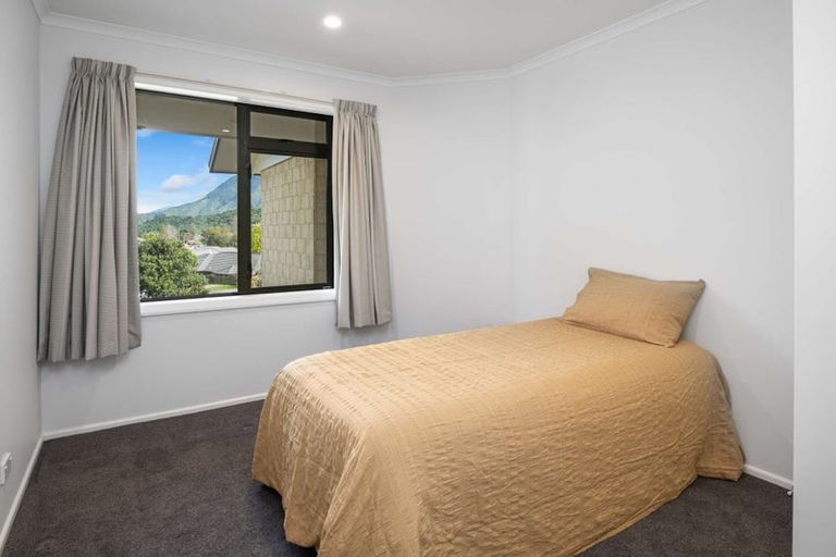 Photo of property in 10 Pukeko Place, Picton, 7220