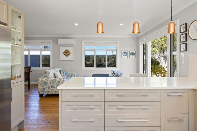 Photo of property in 42 Normans Road, Strowan, Christchurch, 8052