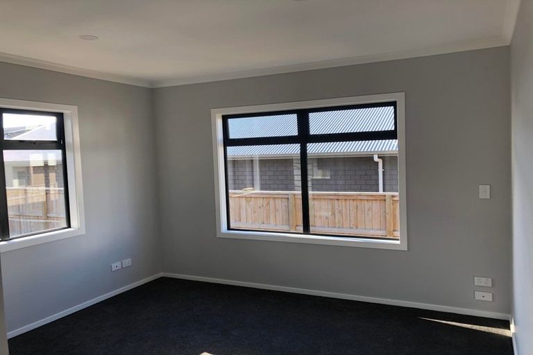 Photo of property in 4/15 Onukutara Place, Huntington, Hamilton, 3281