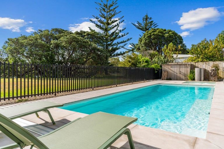 Photo of property in 39 Pearson Street, Mangawhai, 0505