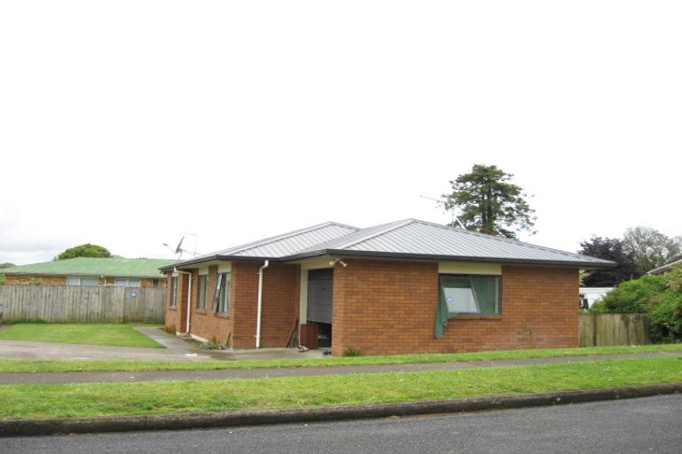 Photo of property in 3 Kennelly Crescent, Pukekohe, 2120