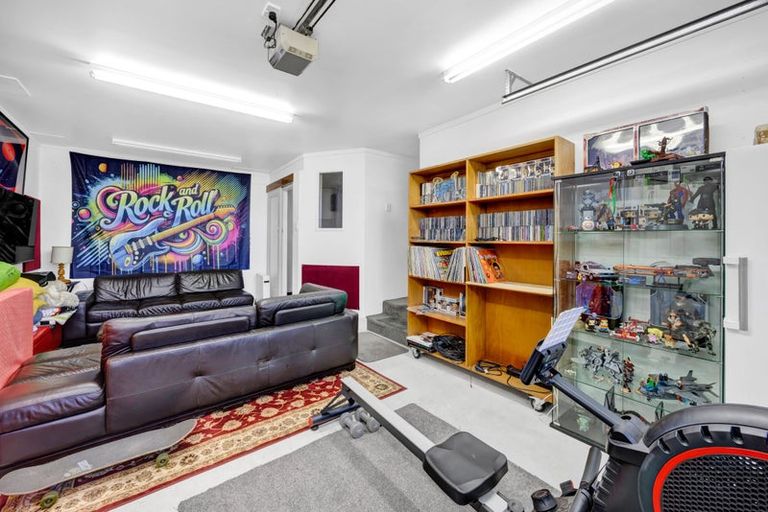 Photo of property in 5 Scott Street, Moturoa, New Plymouth, 4310