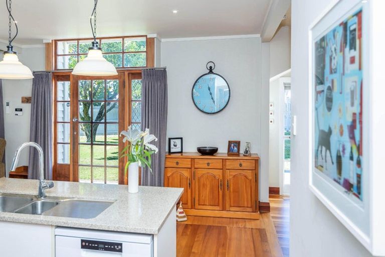 Photo of property in 13 Hillcrest Road, Hillcrest, Hamilton, 3216