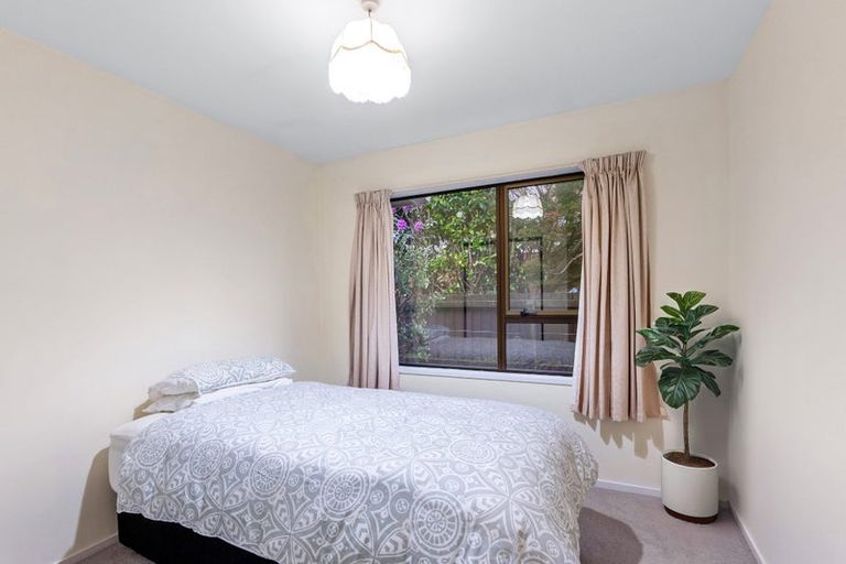 Photo of property in 21 Rubens Place, Burnside, Christchurch, 8053