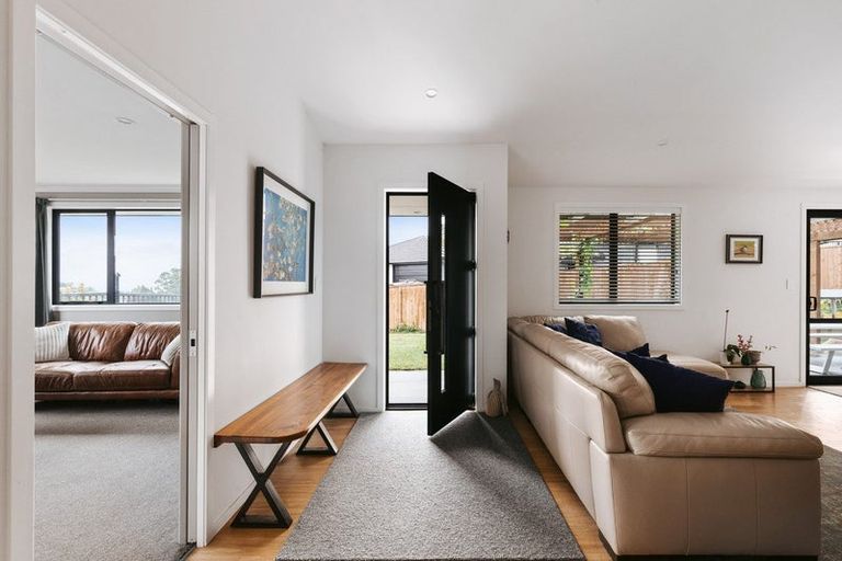 Photo of property in 18 Moira Close, Welcome Bay, Tauranga, 3175