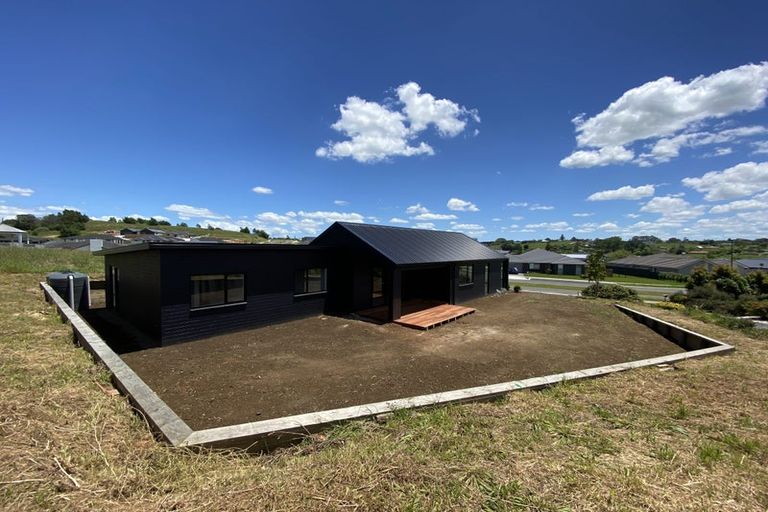 Photo of property in 13 Bragato Way, Te Kauwhata, 3710