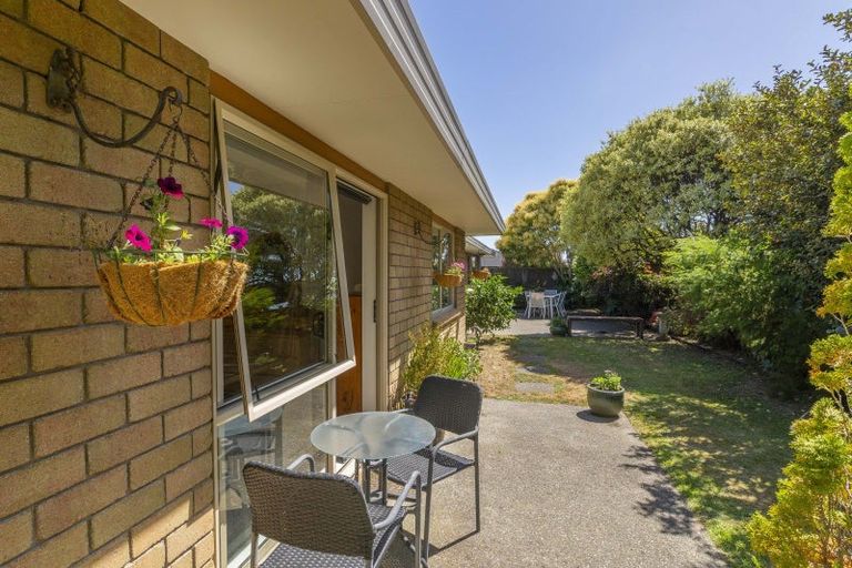 Photo of property in 66 Awatea Avenue, Paraparaumu, 5032