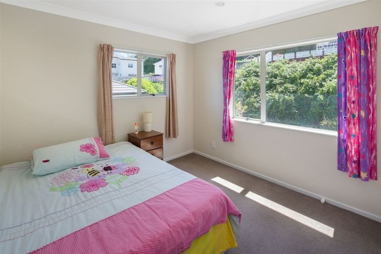 Photo of property in 19a Wantwood Grove, Churton Park, Wellington, 6037