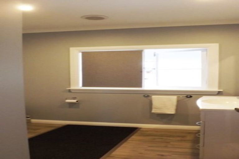 Photo of property in 44 Mako Mako Road, Levin, 5510