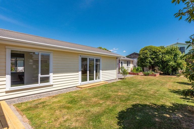 Photo of property in 46 Sylvan Avenue, Waikanae, 5036