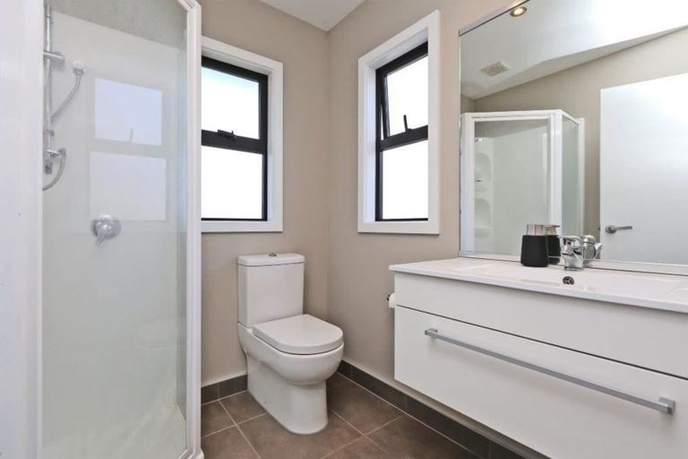 Photo of property in 1 Waitaha Place, Clive, 4102