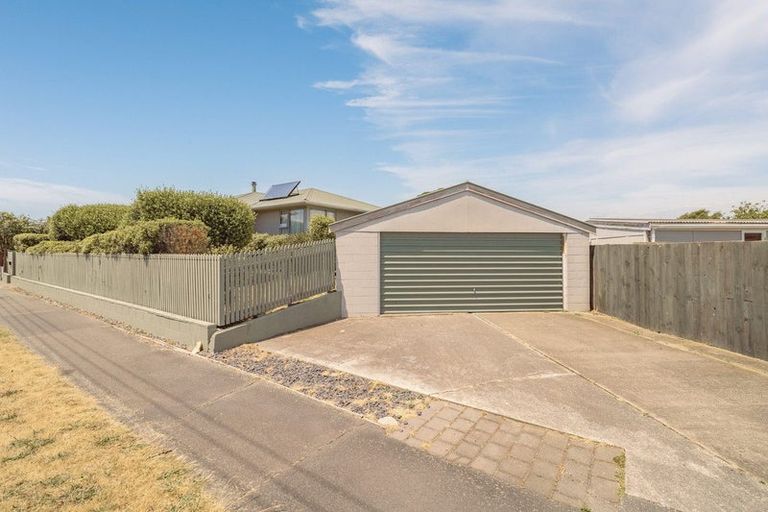 Photo of property in 193 Beach Road, North New Brighton, Christchurch, 8083