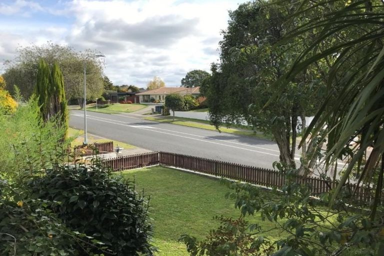 Photo of property in 62 Glen Lynne Avenue, Queenwood, Hamilton, 3210