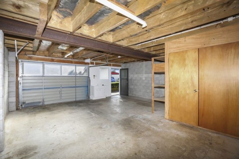 Photo of property in 18b Karamea Street, Whalers Gate, New Plymouth, 4310