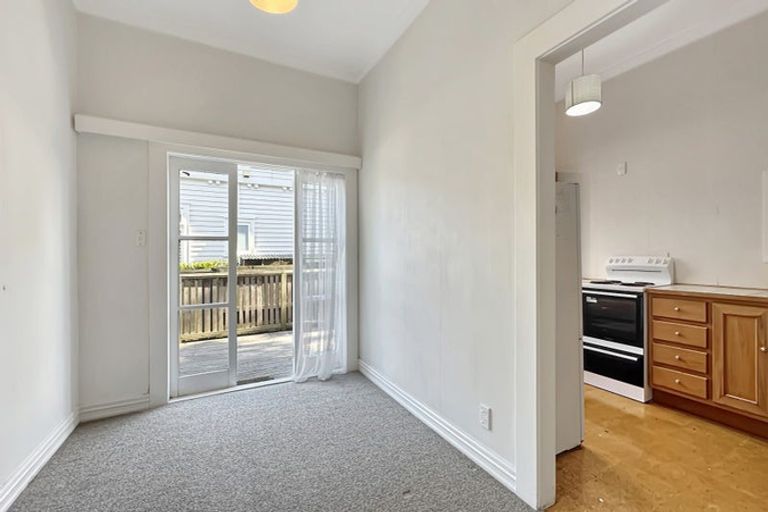 Photo of property in 1 North Avenue, Narrow Neck, Auckland, 0624