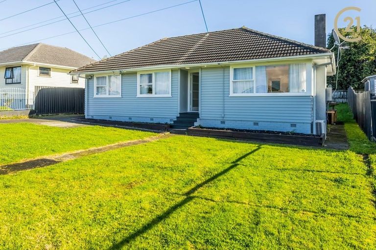 Photo of property in 9 Waimate Street, Otara, Auckland, 2023