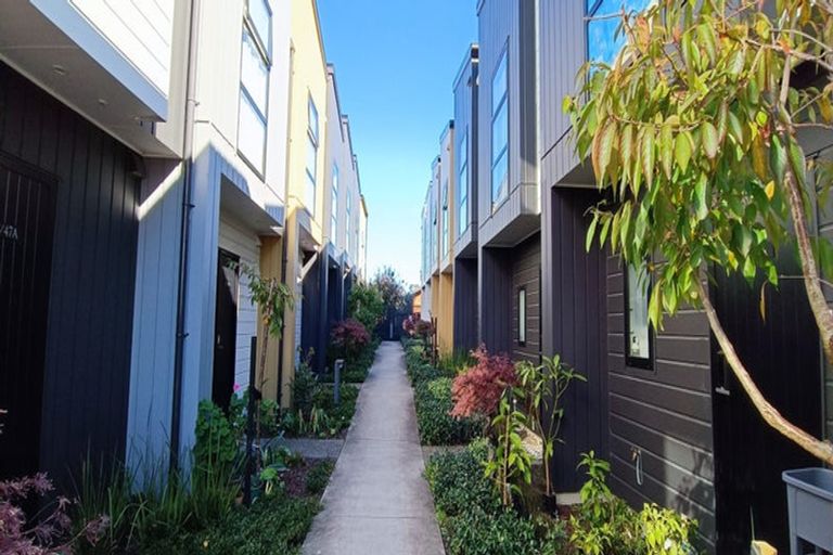 Photo of property in 4/47a Huntington Drive, Huntington Park, Auckland, 2013