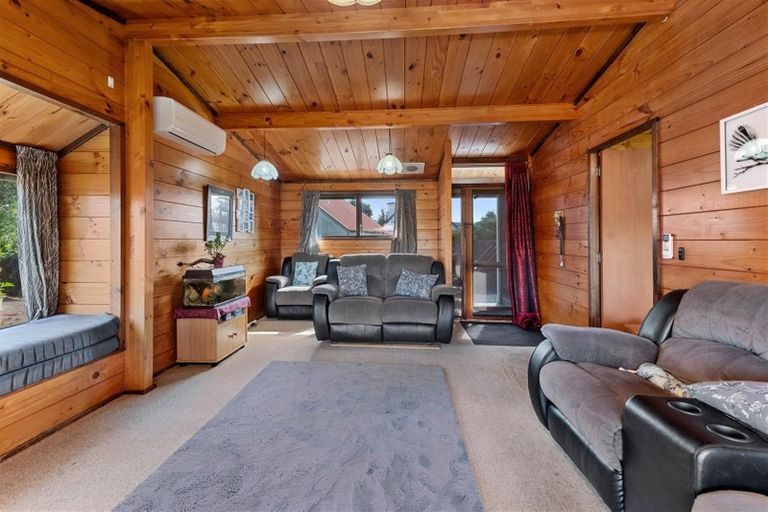 Photo of property in 12 Te Ana Place, Lynmore, Rotorua, 3010