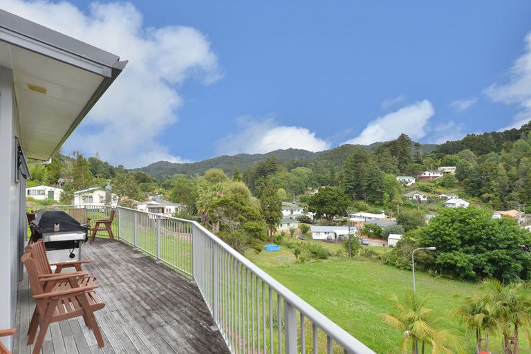 Photo of property in 11 Western View Heights, Horahora, Whangarei, 0110