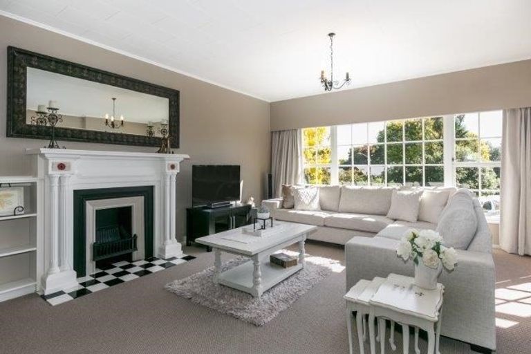 Photo of property in 18 Greenwood Road, Havelock North, 4130