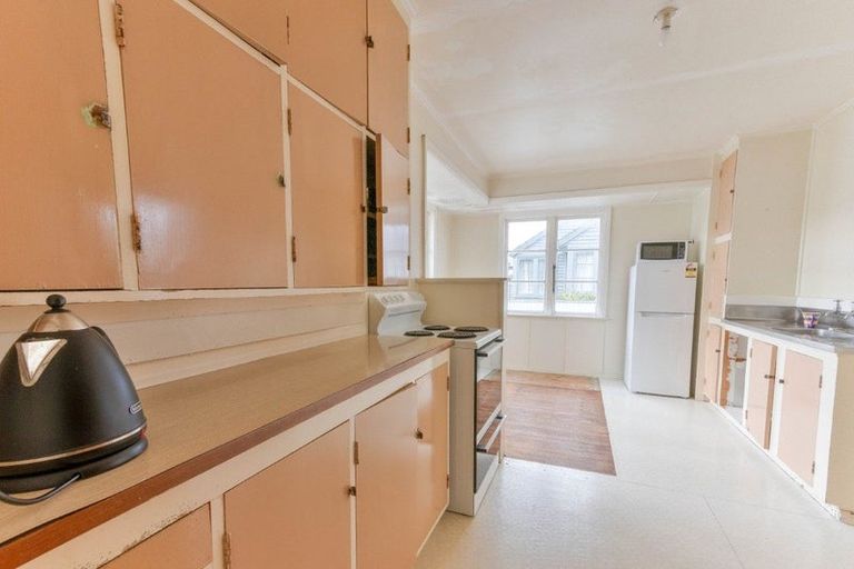 Photo of property in 4 Lambert Street, Marton, 4710