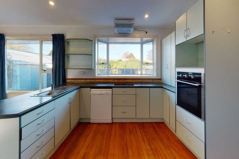 Photo of property in 44 Gladson Avenue, Sockburn, Christchurch, 8042