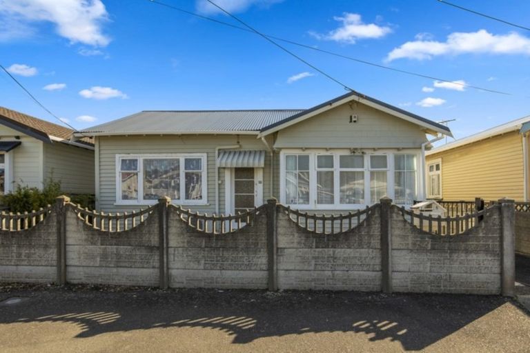 Photo of property in 15 Collins Street, Petone, Lower Hutt, 5012