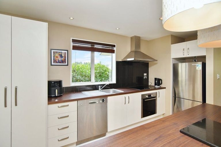 Photo of property in 56 Tahuna Street, Pegasus, 7612