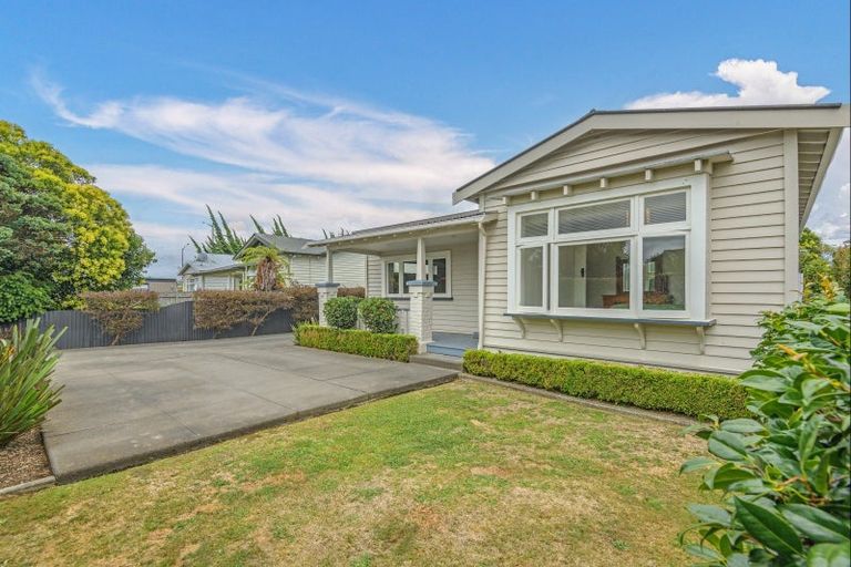 Photo of property in 92 Lyndhurst Street, Takaro, Palmerston North, 4412