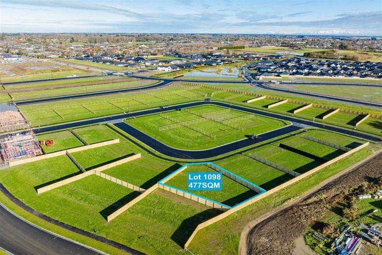 Photo of property in 8 Dalness Crescent, Halswell, Christchurch, 8025