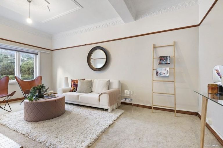 Photo of property in Ambassador Flats, 3/7 Maurice Terrace, Te Aro, Wellington, 6011