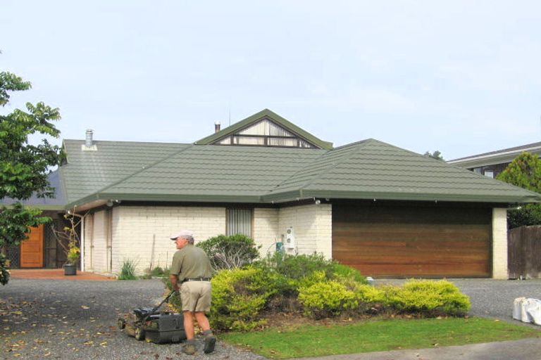 Photo of property in 29 Albatross Road, Red Beach, 0932