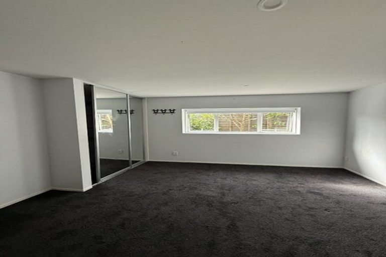 Photo of property in 54e Birkdale Road, Birkdale, Auckland, 0626