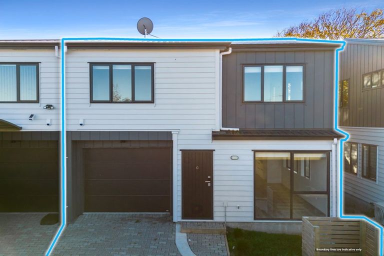 Photo of property in 13c Edinburgh Avenue, Rosehill, Papakura, 2113