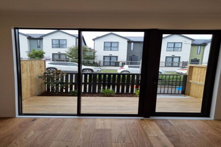 Photo of property in 17 Mahalo Avenue, Wiri, Auckland, 2104