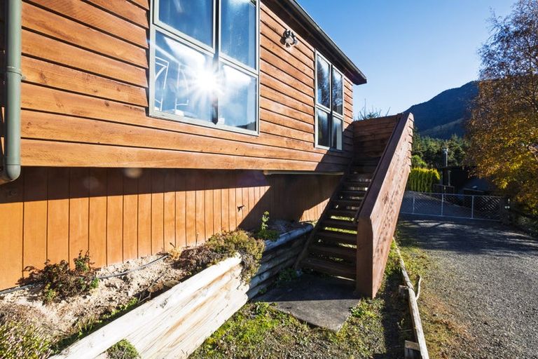 Photo of property in 91 Chalet Crescent, Hanmer Springs, 7334