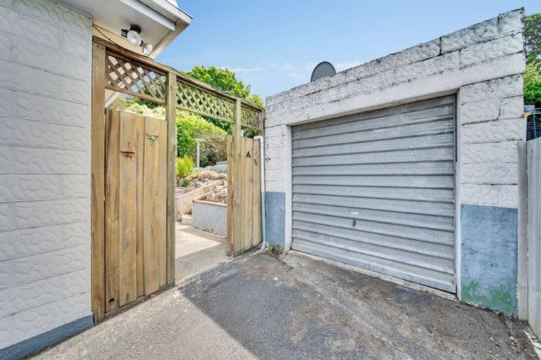 Photo of property in 54 Waldron Crescent, Green Island, Dunedin, 9018