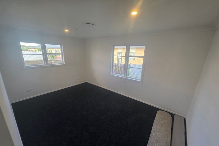 Photo of property in 148 Queen Street West, Levin, 5510