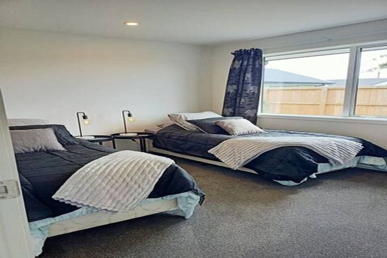 Photo of property in 2/2 Taita Drive, Boulcott, Lower Hutt, 5011