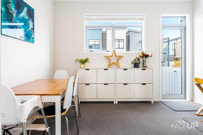 Photo of property in 17 Rangihina Road, Hobsonville, Auckland, 0616