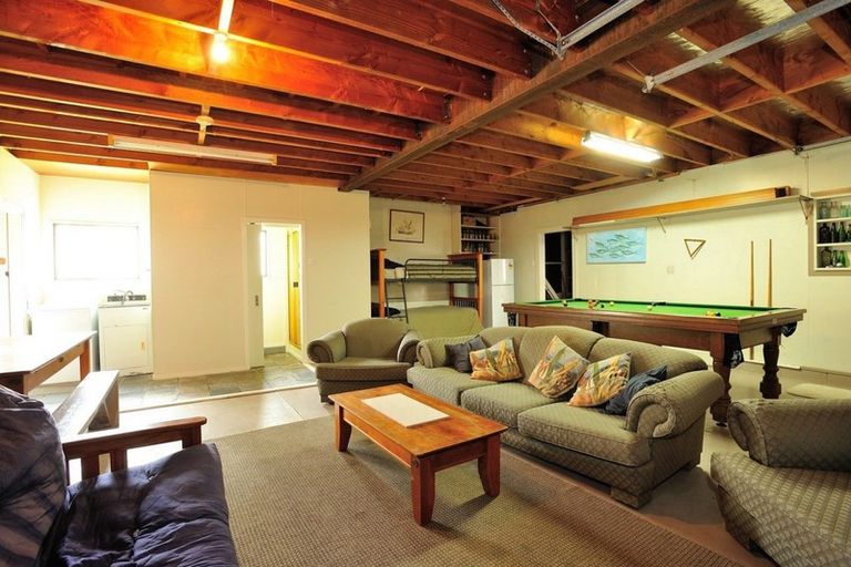 Photo of property in 5 Bill Nolan Place, Mahia, 4198