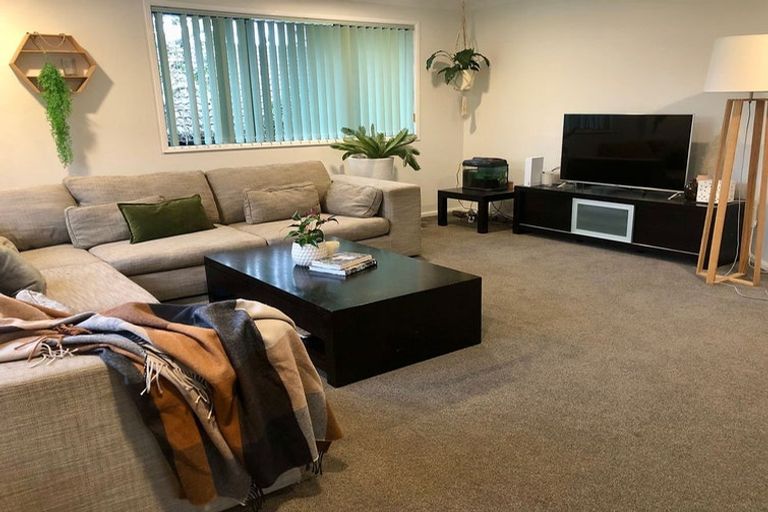 Photo of property in 12 Wentworth Park, Albany, Auckland, 0632