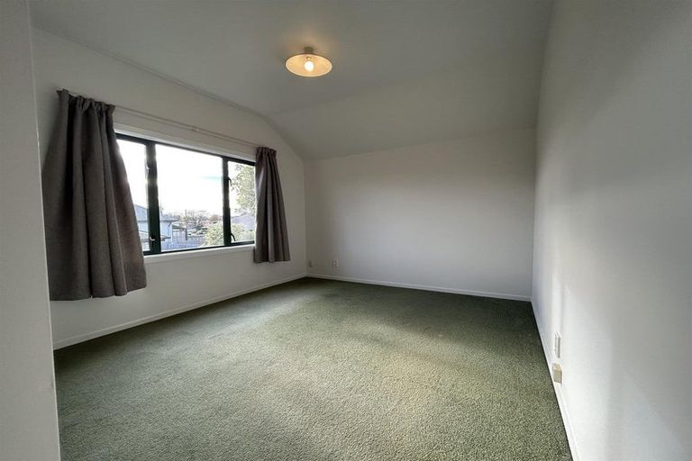 Photo of property in 35a Olliviers Road, Phillipstown, Christchurch, 8011