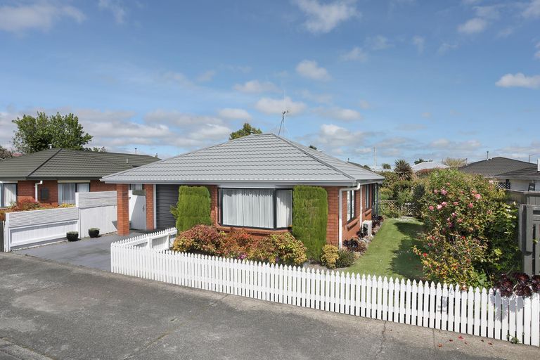 Photo of property in 336a Featherston Street, Palmerston North, 4414